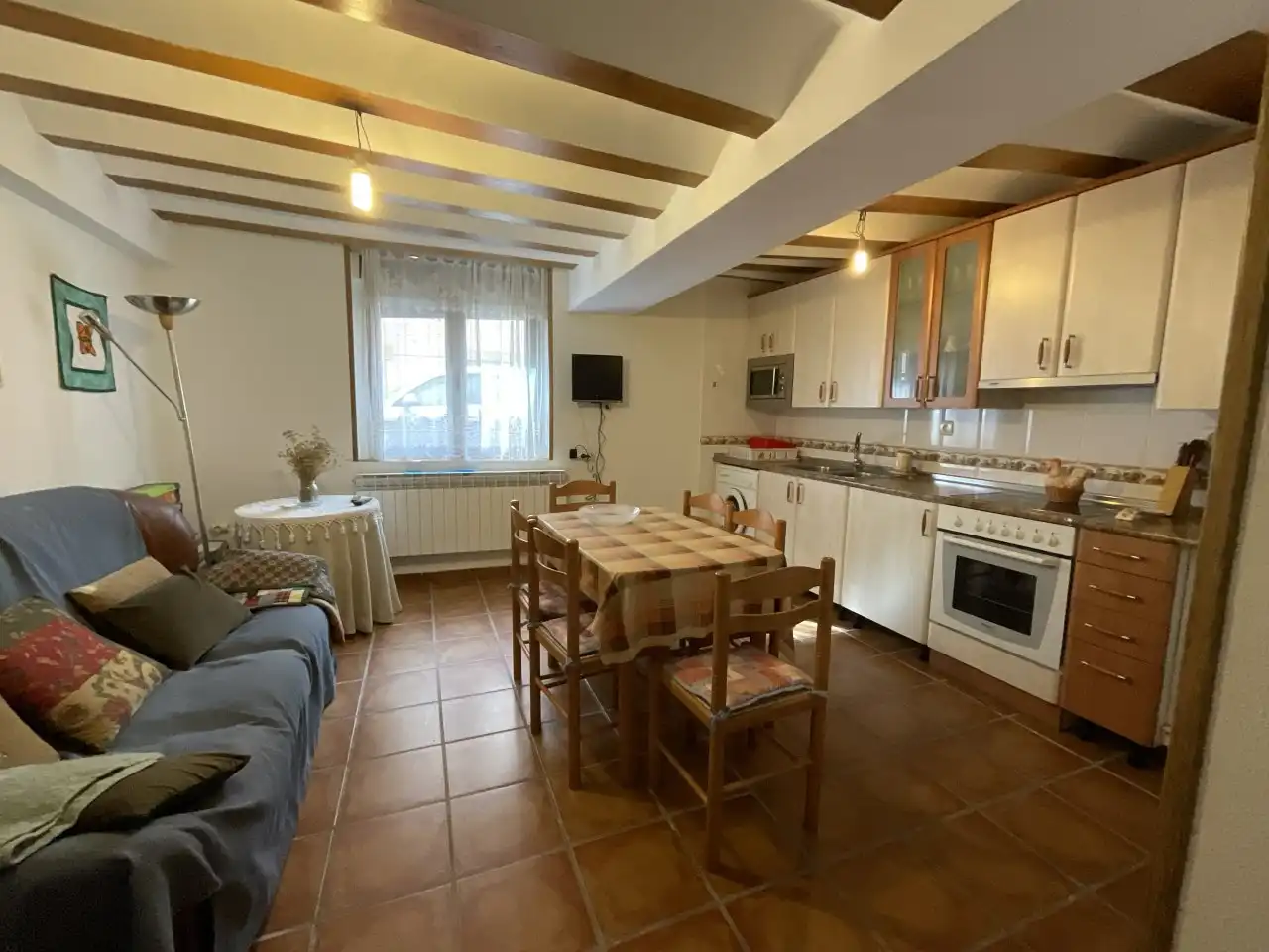Kitchen of Houses for sale in Fresno de Río Tirón  with Heating and Furnished