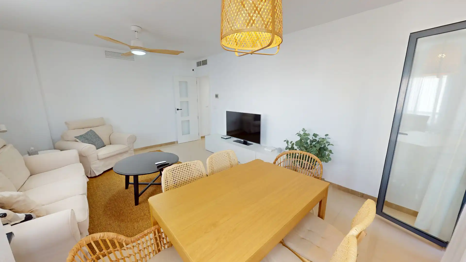 Flat with terrace for sale in Carrer de València, imagen 3