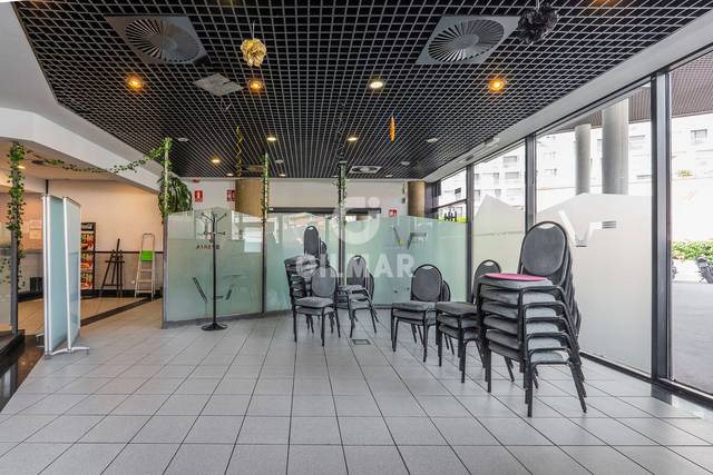 Local comercial en Venta en Orcasur - 12 de Octubre