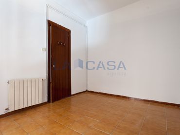 Pis en venda a Calle PUJOS DE