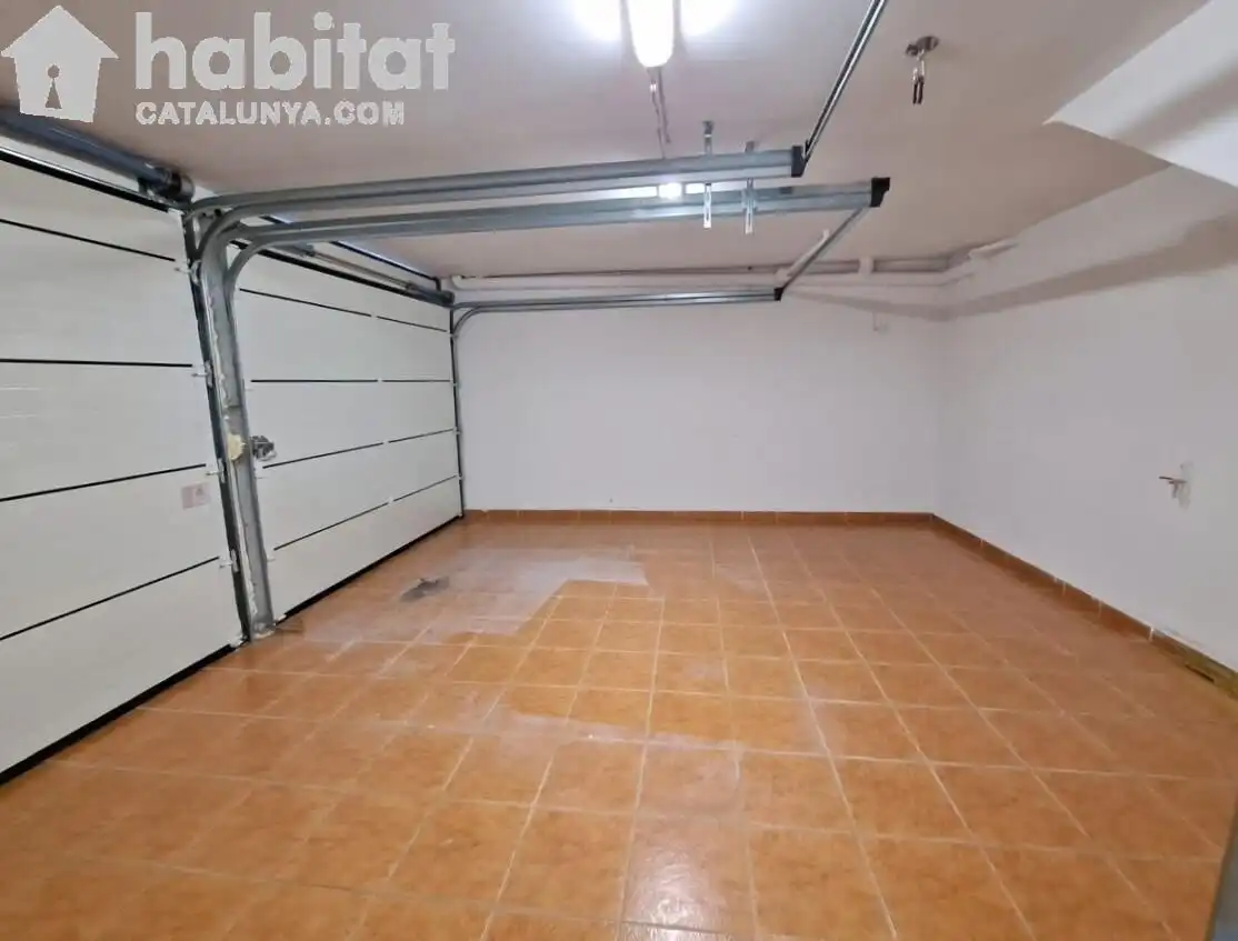 Casa adosada en venta en Piera con Calefacción, Terraza y Alarma
