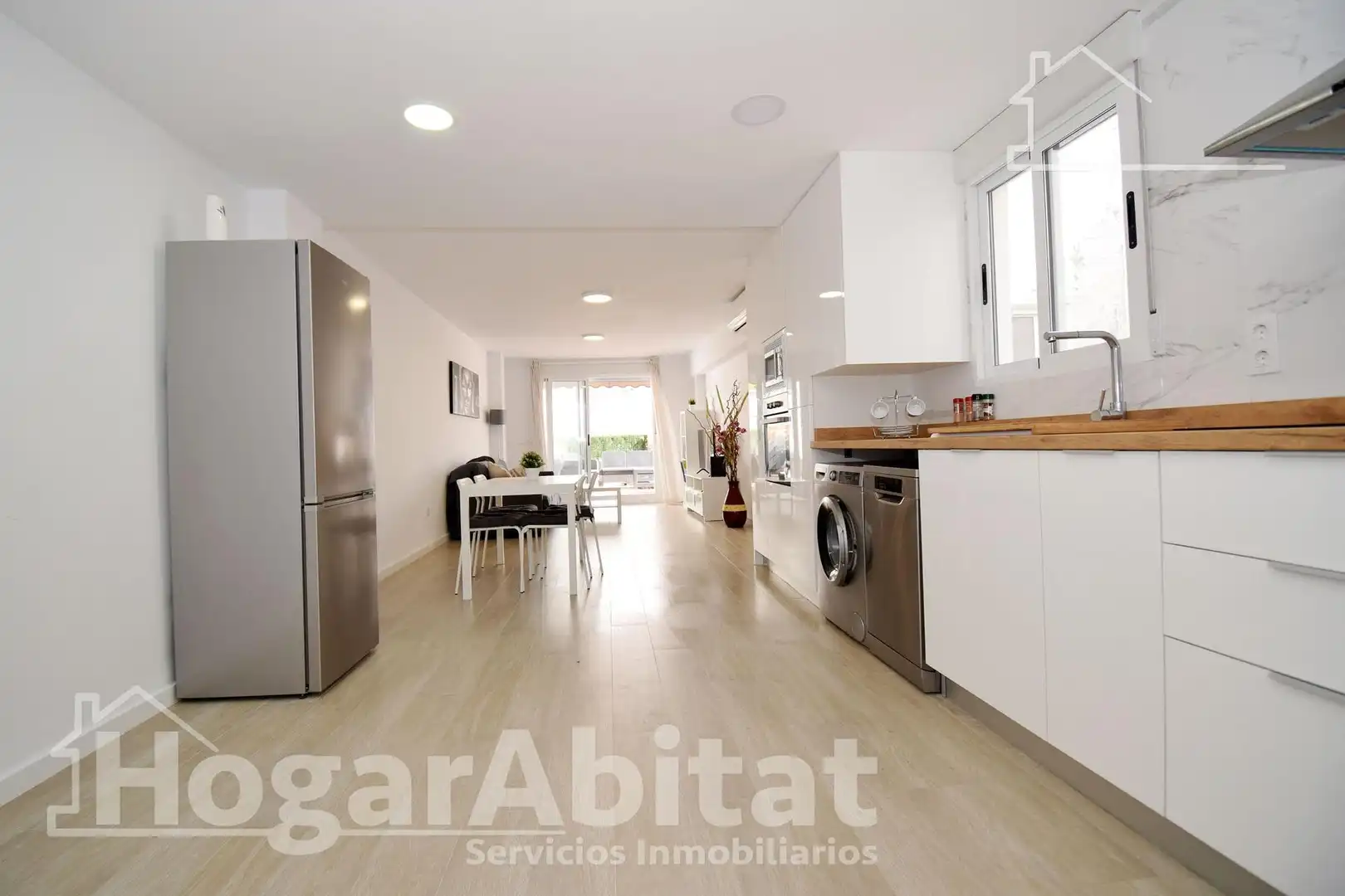 Küche von Dachboden zum Verkauf in Burriana / Borriana mit Klimaanlage, Heizung und Terrasse