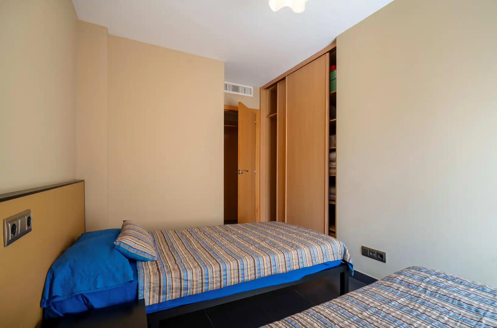 Habitación de Dúplex en venta en Palamós con Aire acondicionado, Calefacción y Terraza