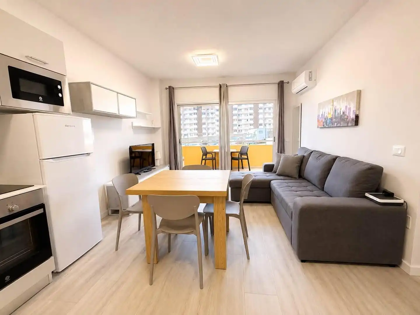 Apartment mit Pool zur Miete in Avenida Juan Carlos I 3, imagen 6