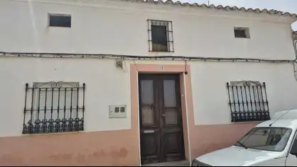 House for sale in Cabeza del Buey, imagen 2
