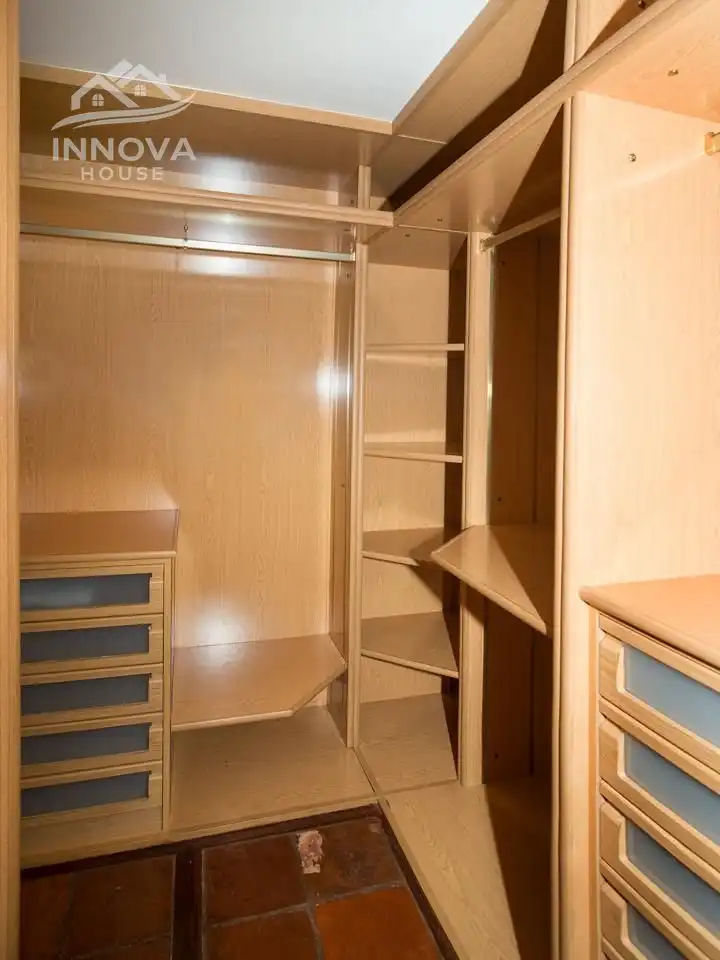 Habitación de Piso para compartir en Segovia con Calefacción, Jardín privado y Amueblado