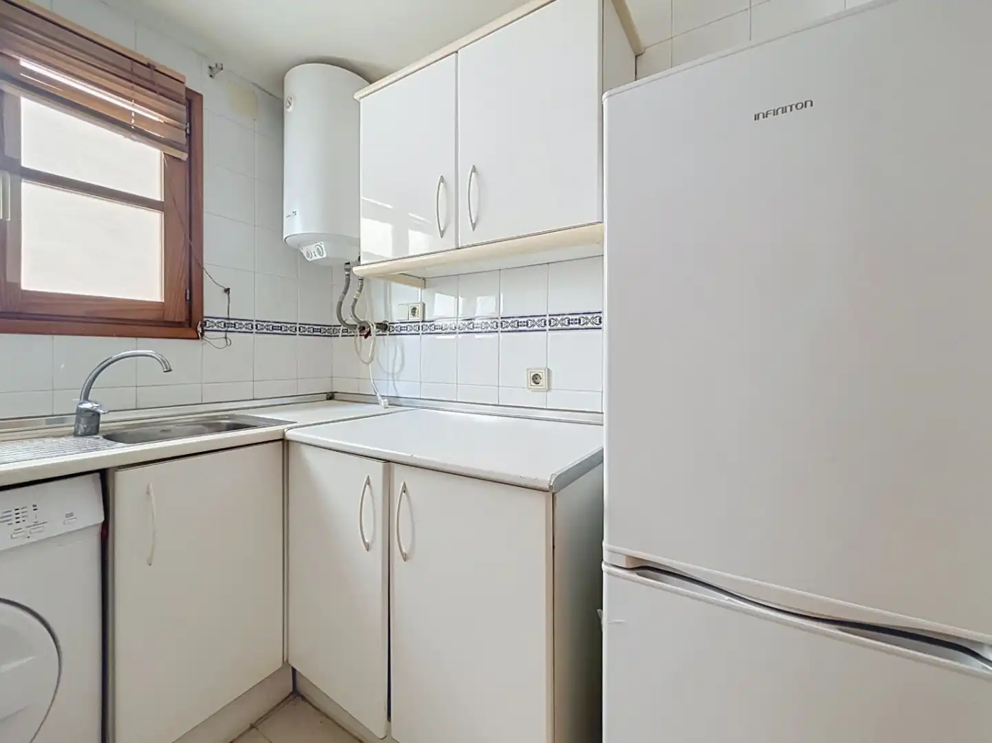 Kitchen of Flat for sale in Casco urbano
