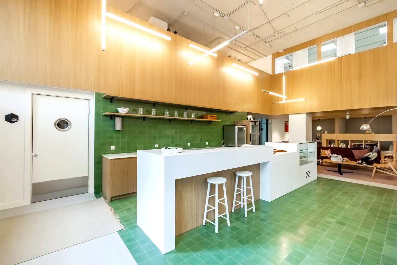 Küche von Büro zur Miete in Barcelona mit Klimaanlage, Heizung und Möbliert