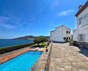 Vista exterior de Casa o xalet en venda en El Port de la Selva amb Terrassa i Piscina