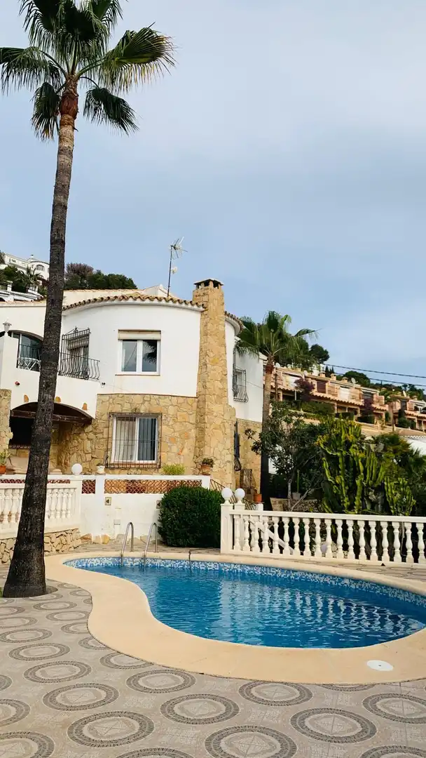 Villa con terrazza in vendita a Pinar del Advocat - Cometa, imagen 2