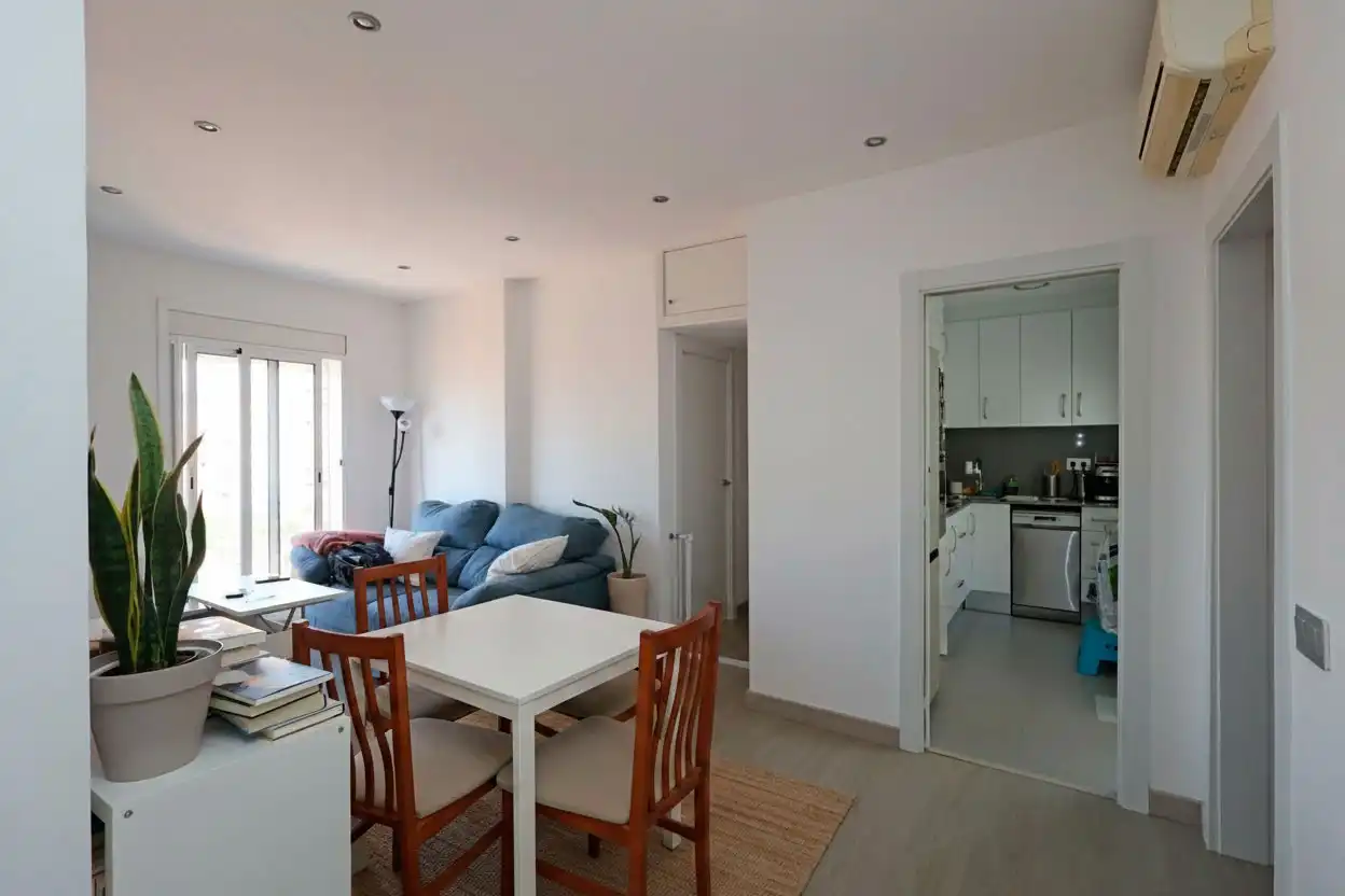 Living room of Flat for sale in L'Hospitalet de Llobregat