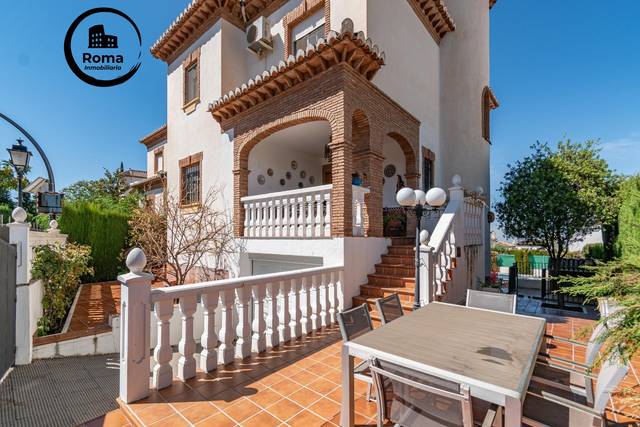 Casa-chalet en Venta en La Zubia Ciudad