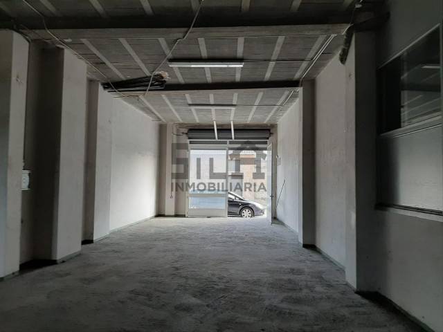 Local comercial en Alquiler en RAMÓN PUGA en Residencia