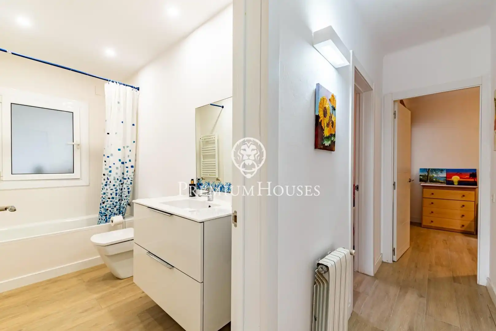 Bathroom of Houses for sale in Castelldefels  with Heating, Private garden and Terrace