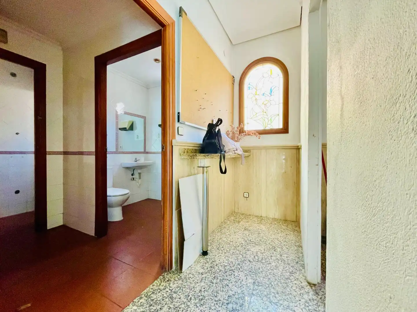 Baño de Local en venta en Córdoba con Aire acondicionado