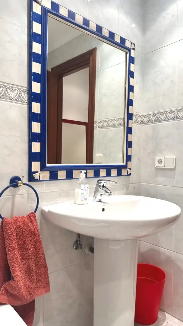 Baño de Piso en venta en Castro-Urdiales con Calefacción, Trastero y Amueblado