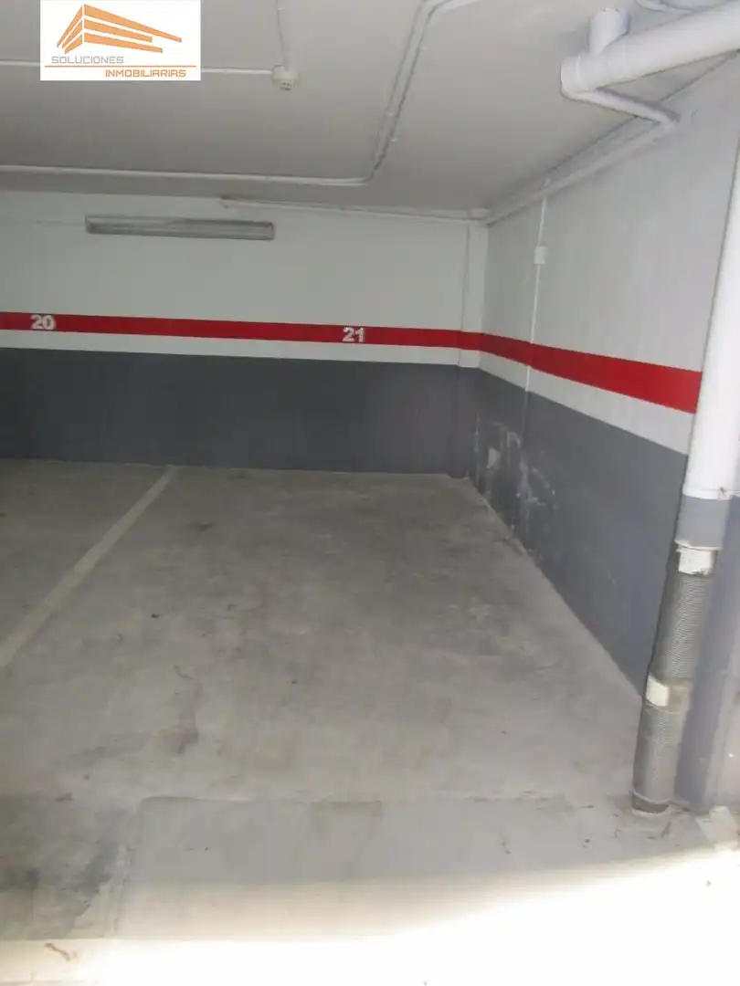 Parkplatz von Garage zum Verkauf in Portillo