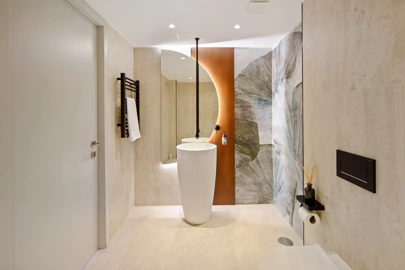 Bathroom of Houses for sale in Marbella  with Air Conditioner, Private garden and Terrace