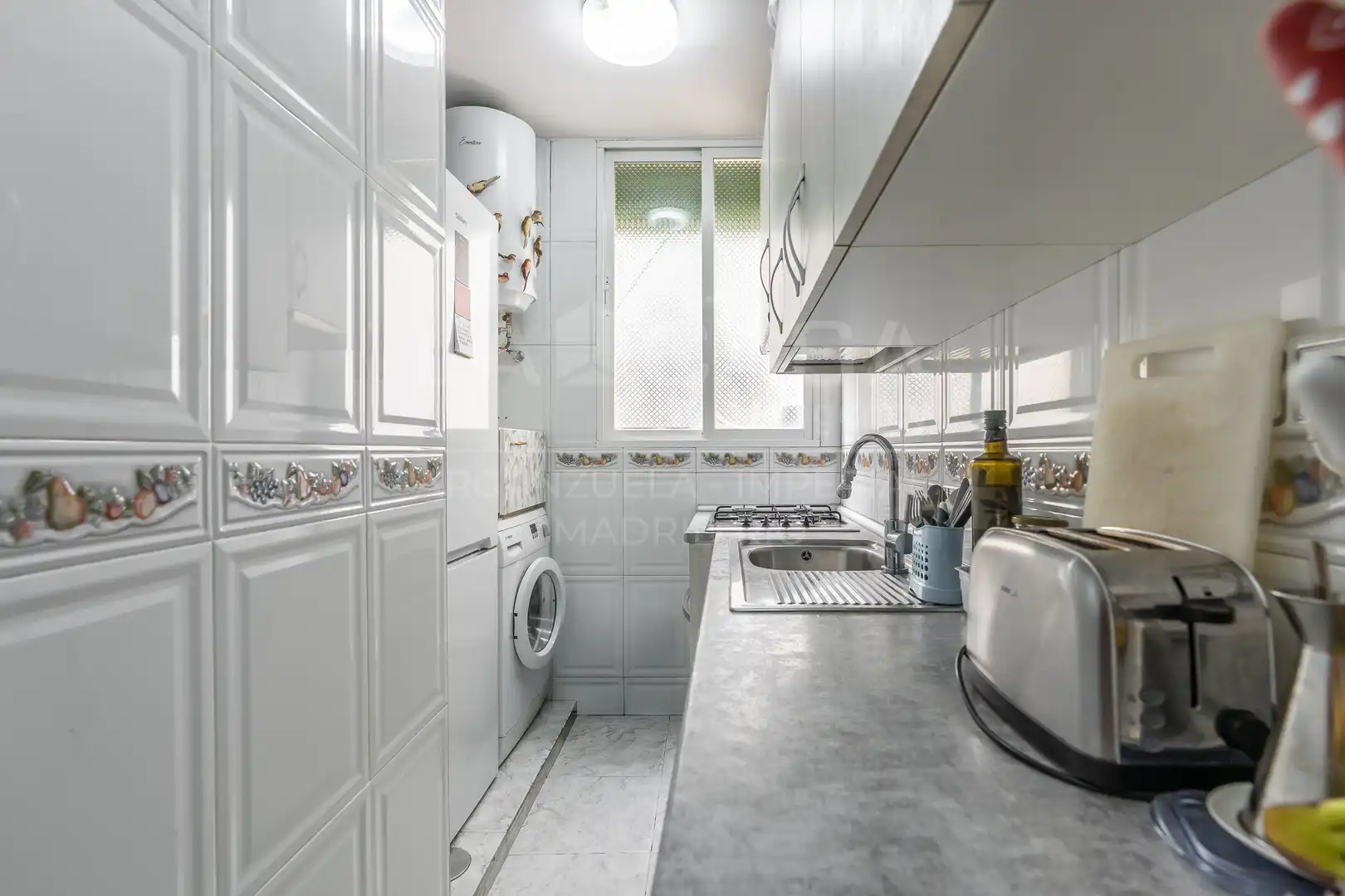 Kitchen of Flat for sale in Madrid  with Air Conditioner, Heating and Balcony