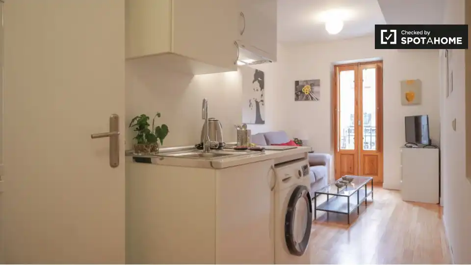 Wohnung zur Miete in Puerta del Ángel