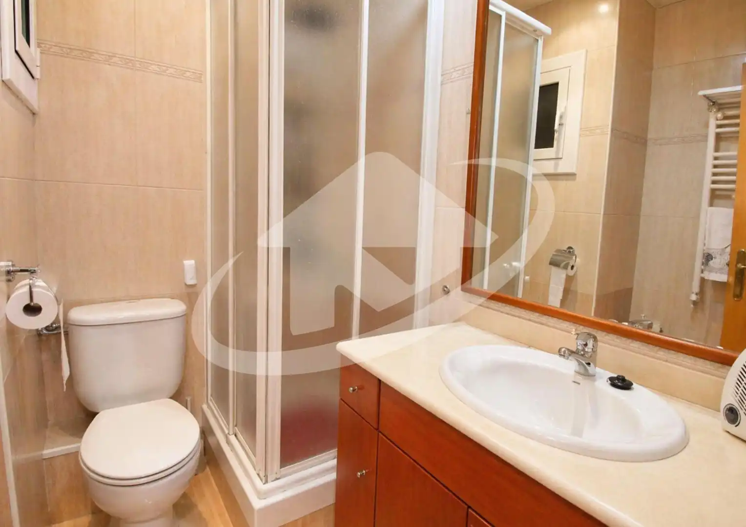 Baño de Piso en venta en Sabadell con Aire acondicionado, Calefacción y Parquet