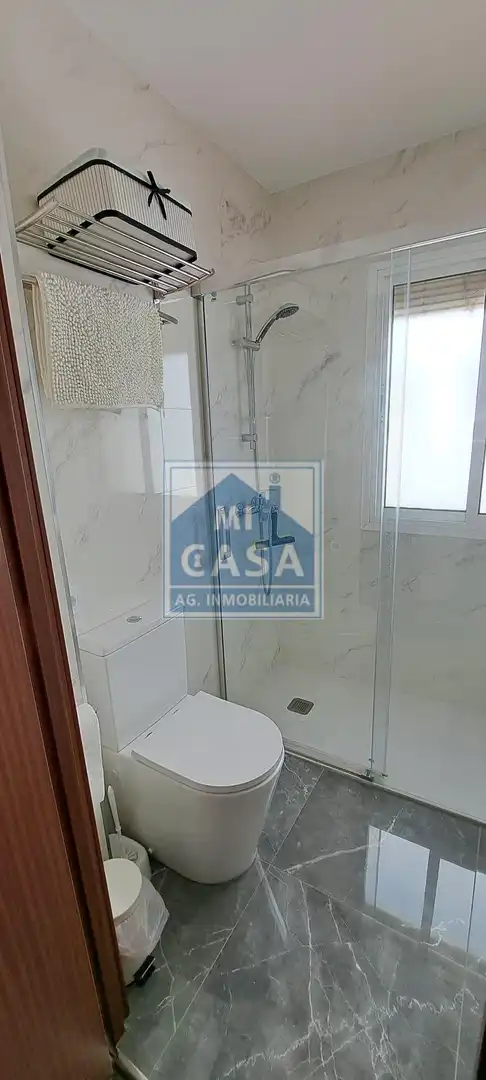 Baño de Piso de alquiler en Mérida con Calefacción, Amueblado y Balcón