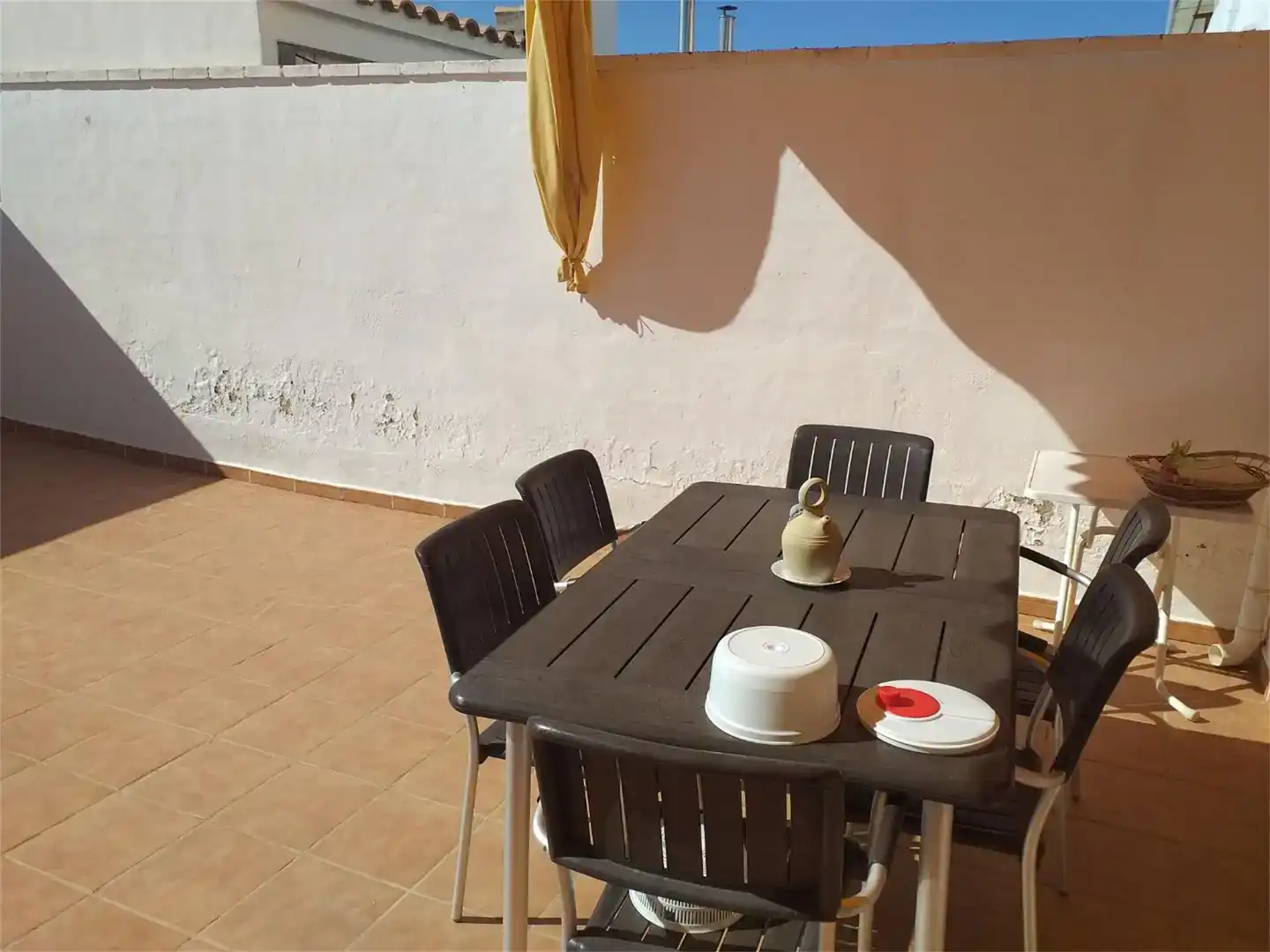 Terraza de Casa adosada en venta en Villavaliente con Parquet, Trastero y Amueblado
