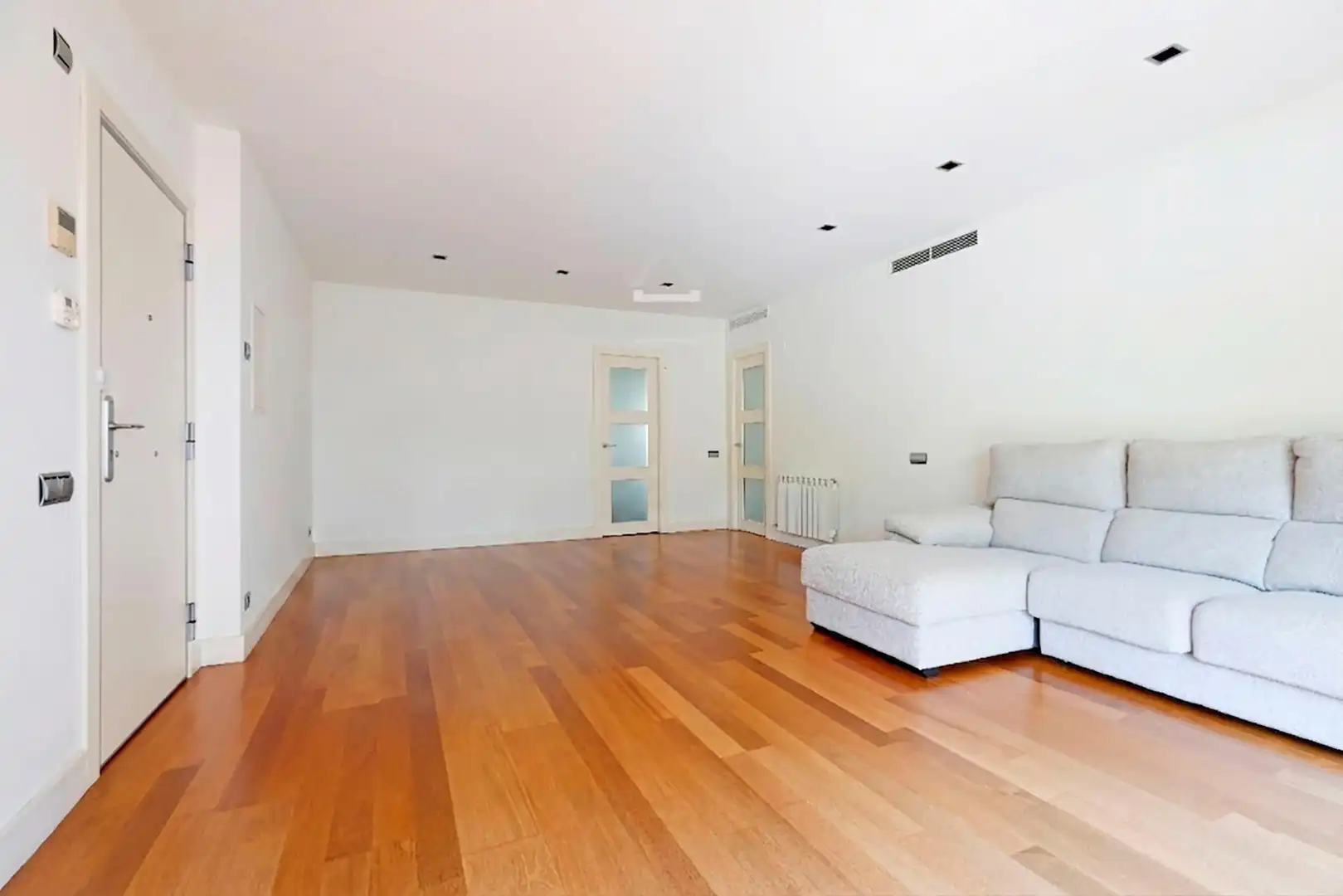 Apartment with terrace for sale in Carrer CARRERAS, imagen 8