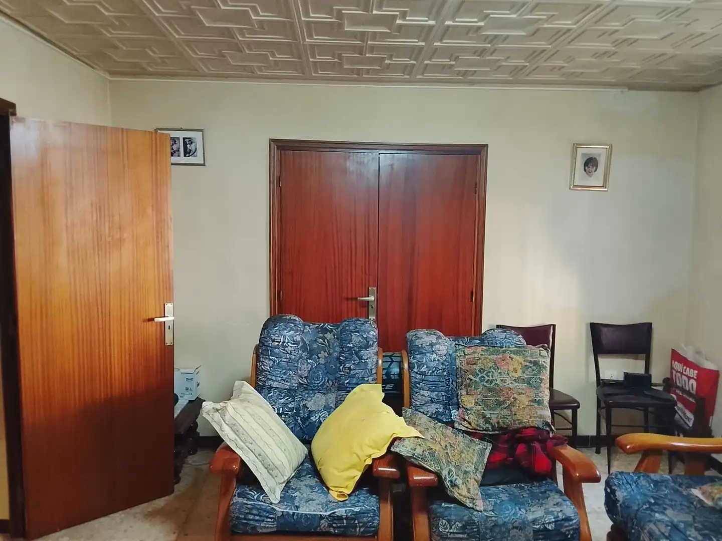 Sala d'estar de Casa o xalet en venda en Madrigal de la Vera amb Jardí privat
