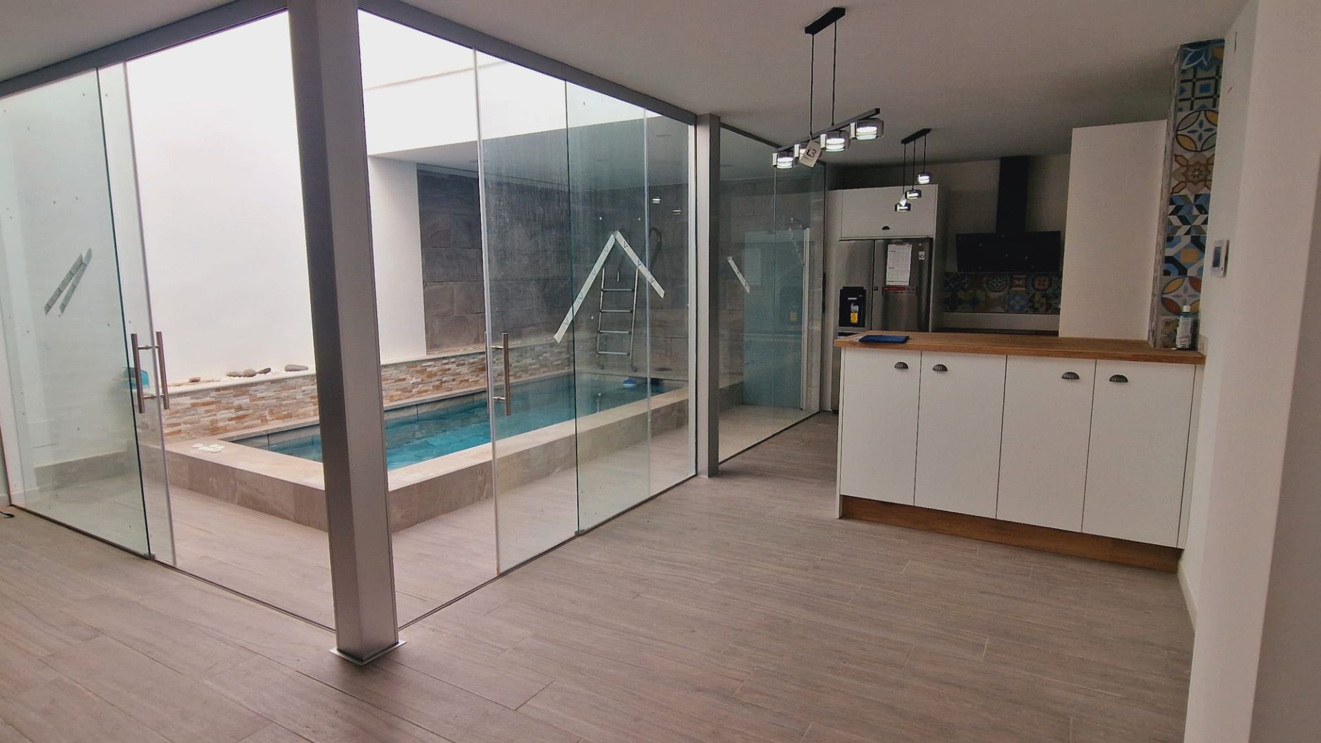 Piscina de Casa o xalet en venda en  Córdoba Capital amb Aire condicionat, Calefacció i Jardí privat