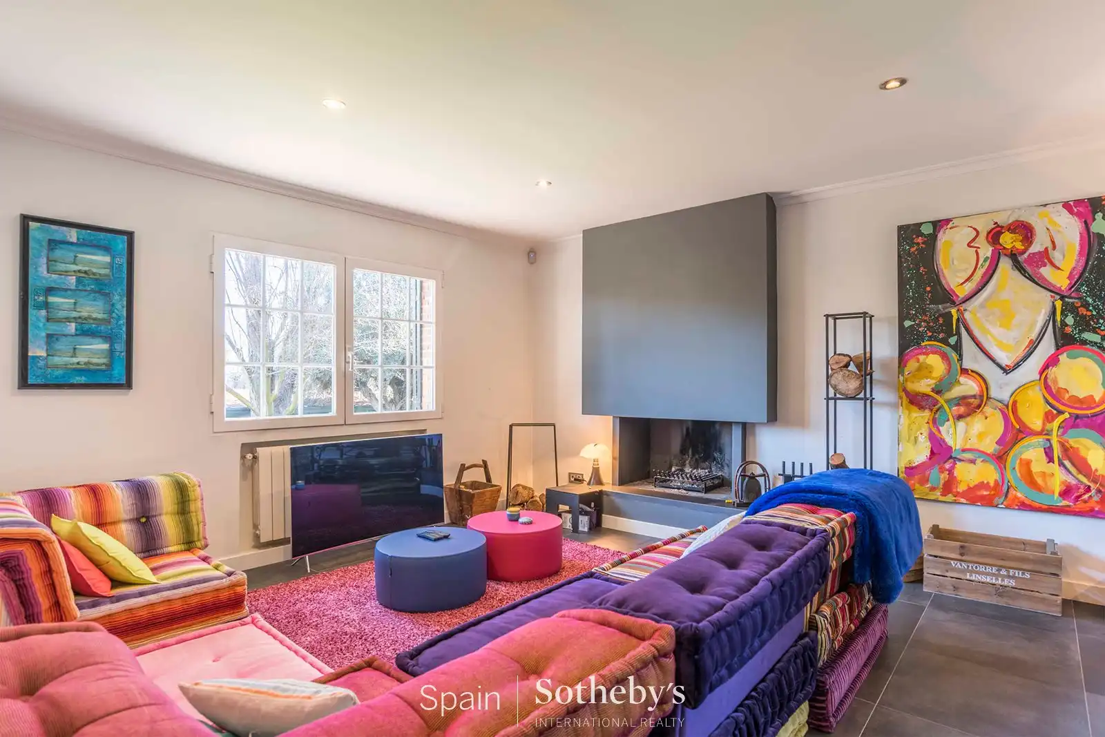 Living room of Houses for sale in La Moraleja  with Air Conditioner, Heating and Private garden