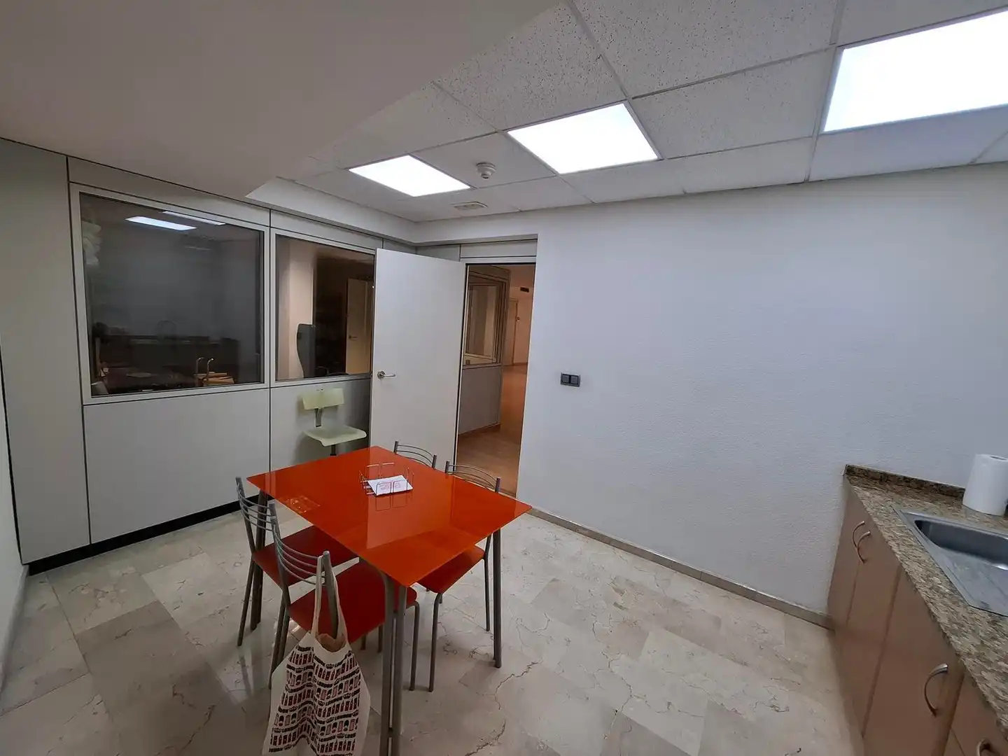 Büro mit Aufzug zum Verkauf in Calle de los Artilleros 4, imagen 11