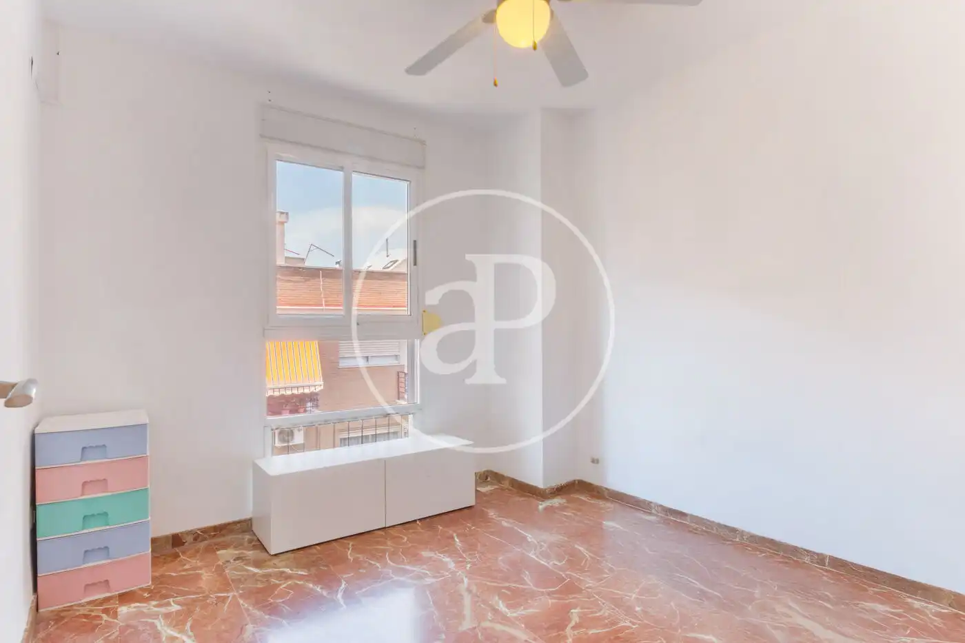 Dúplex de alquiler en C. del Poeta Maragall, La Raïosa