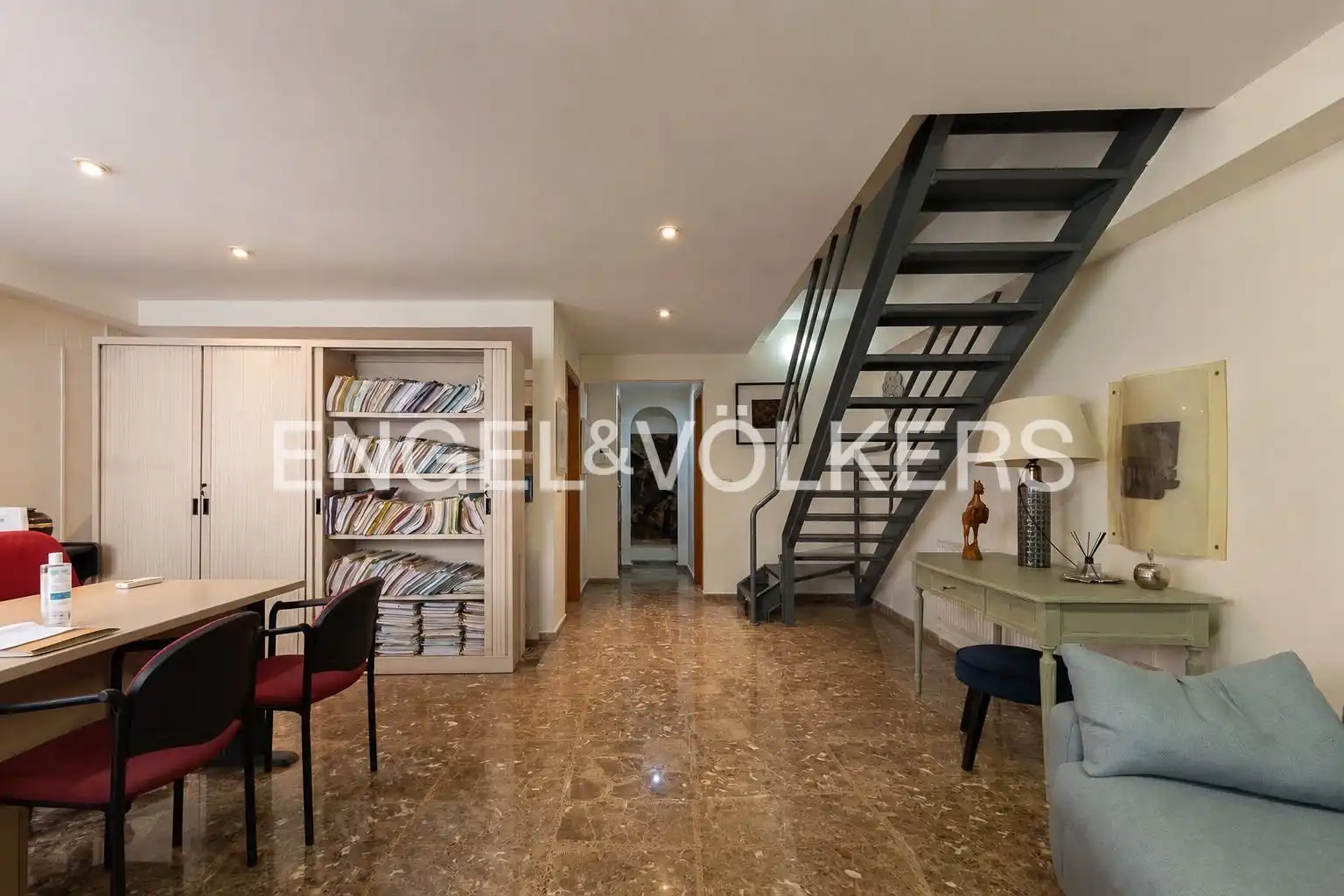 Maisonette zur Miete in Valencia mit Klimaanlage, Heizung und Möbliert