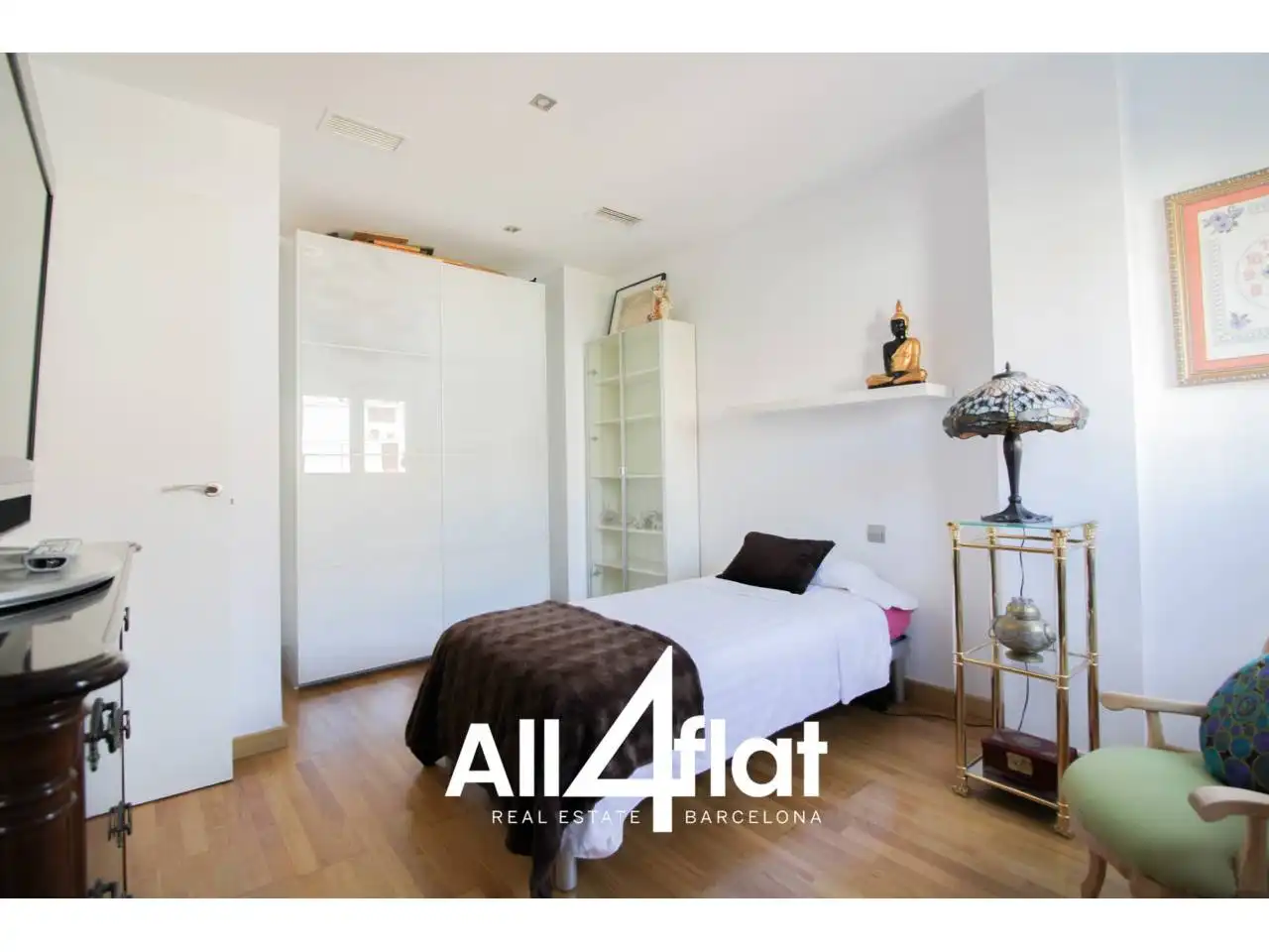 Habitación de Casa o chalet de alquiler en L'Hospitalet de Llobregat con Aire acondicionado, Calefacción y Jardín privado