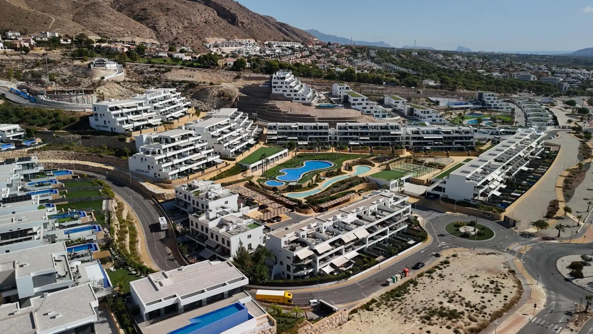 Außenansicht von Maisonette zum Verkauf in Finestrat mit Klimaanlage, Heizung und Privatgarten