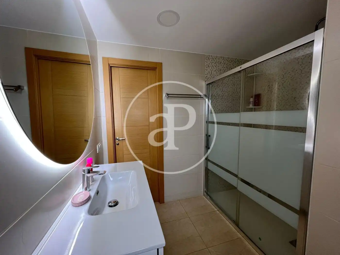Baño de Piso en venta en L'Alfàs del Pi con Aire acondicionado, Calefacción y Terraza