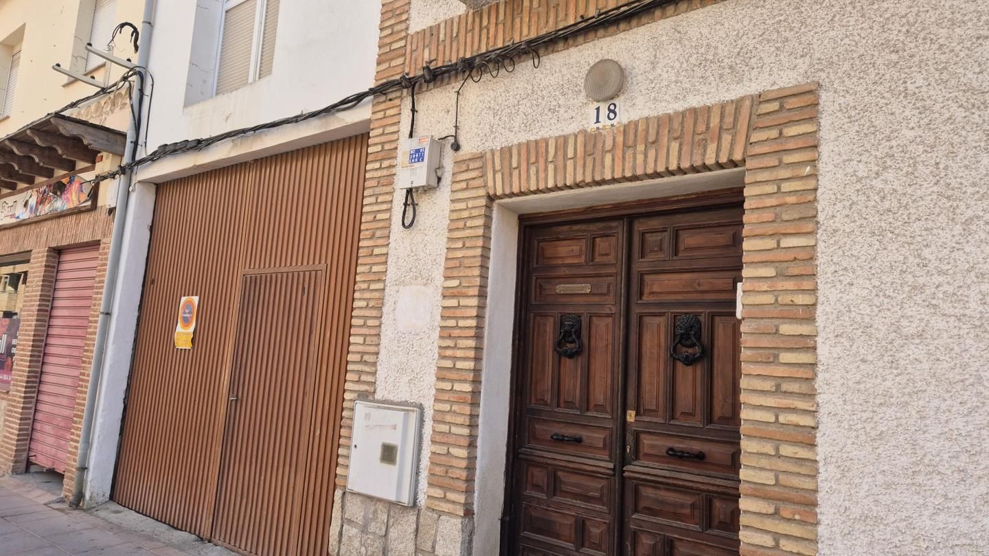 Vista exterior de Casa o chalet en venta en Torrijos con Jardín privado