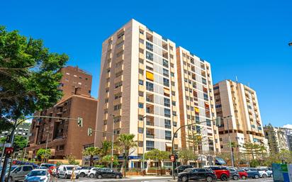 Exterior view of Flat for sale in  Santa Cruz de Tenerife Capital  with Terrace and Balcony