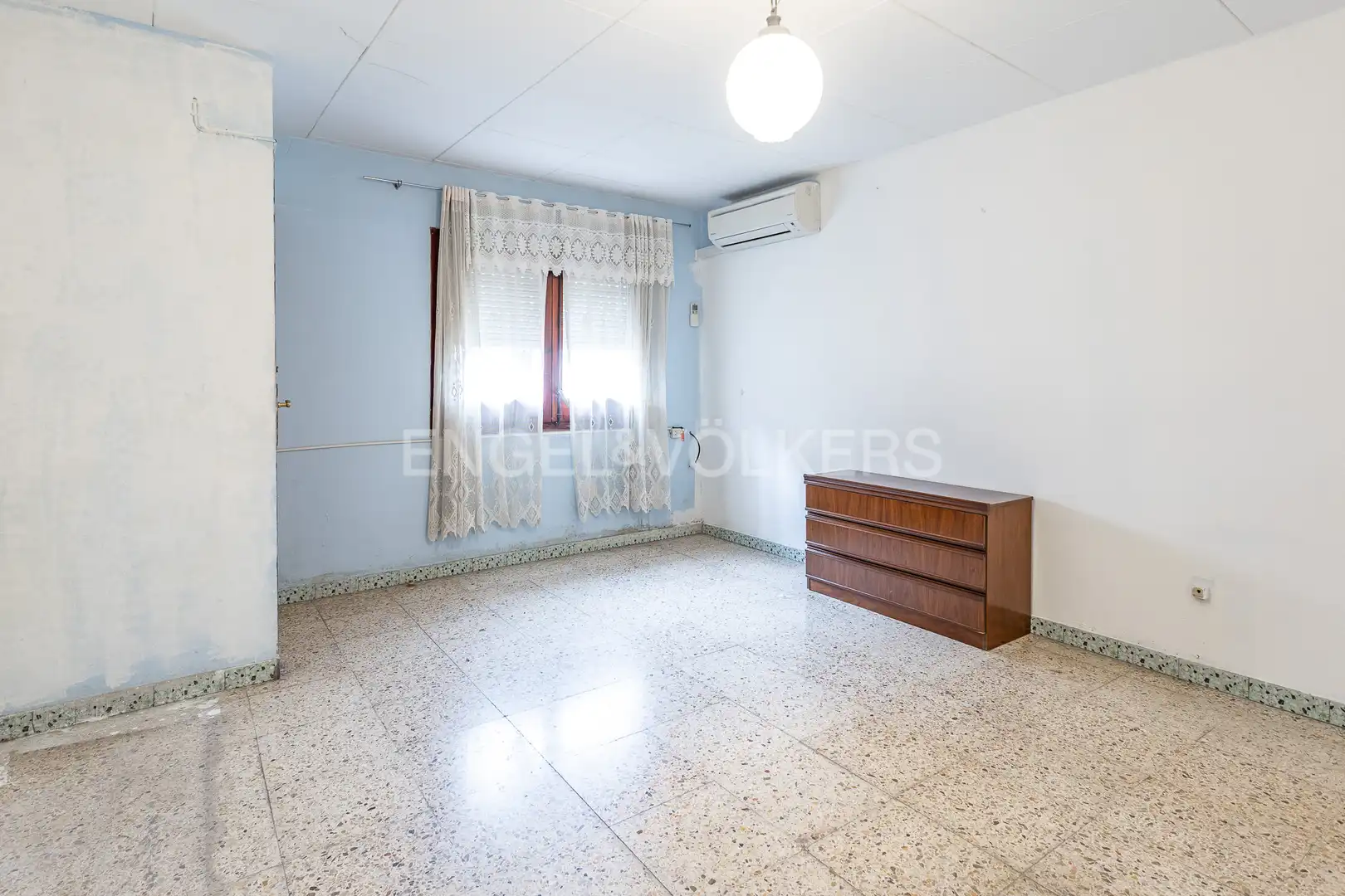 Casa adosada en venda en Santa Coloma de Gramenet amb Aire condicionat, Calefacció i Jardí privat