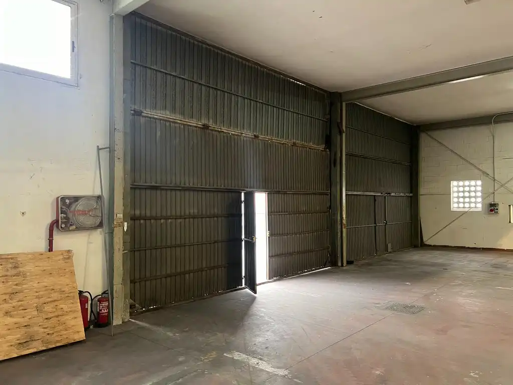 Industriegebäude zum Verkauf in Rúa Parroquia de Moruxo 18, imagen 7