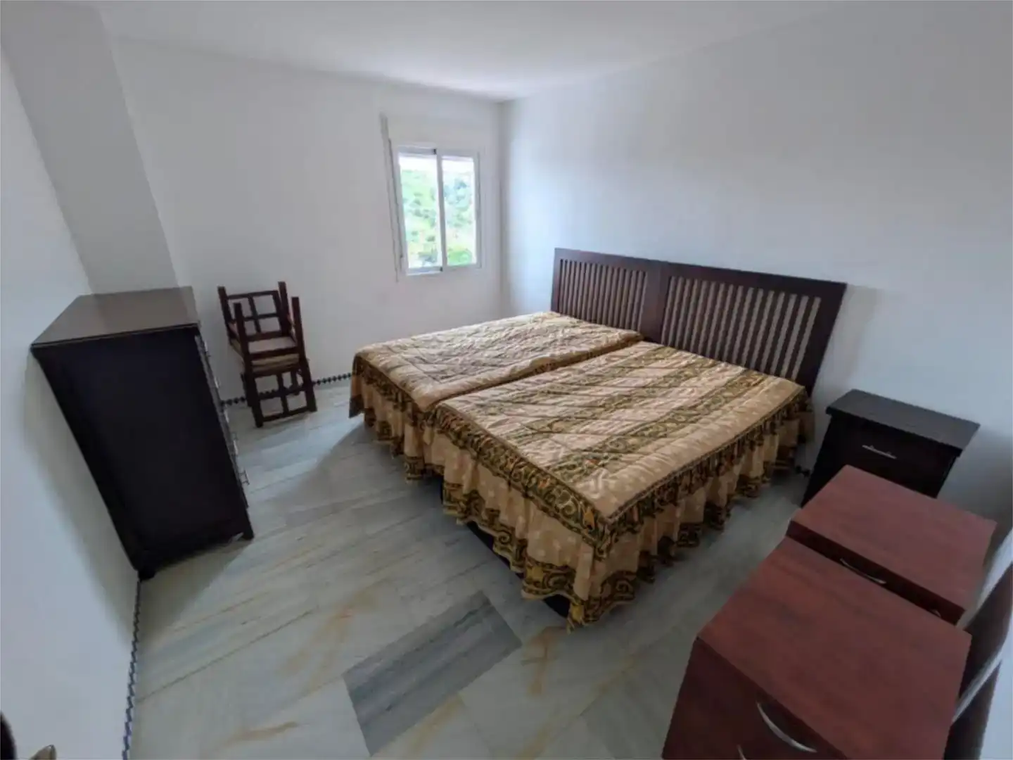 Schlafzimmer von Wohnungen zum Verkauf in Estepona mit Schwimmbad