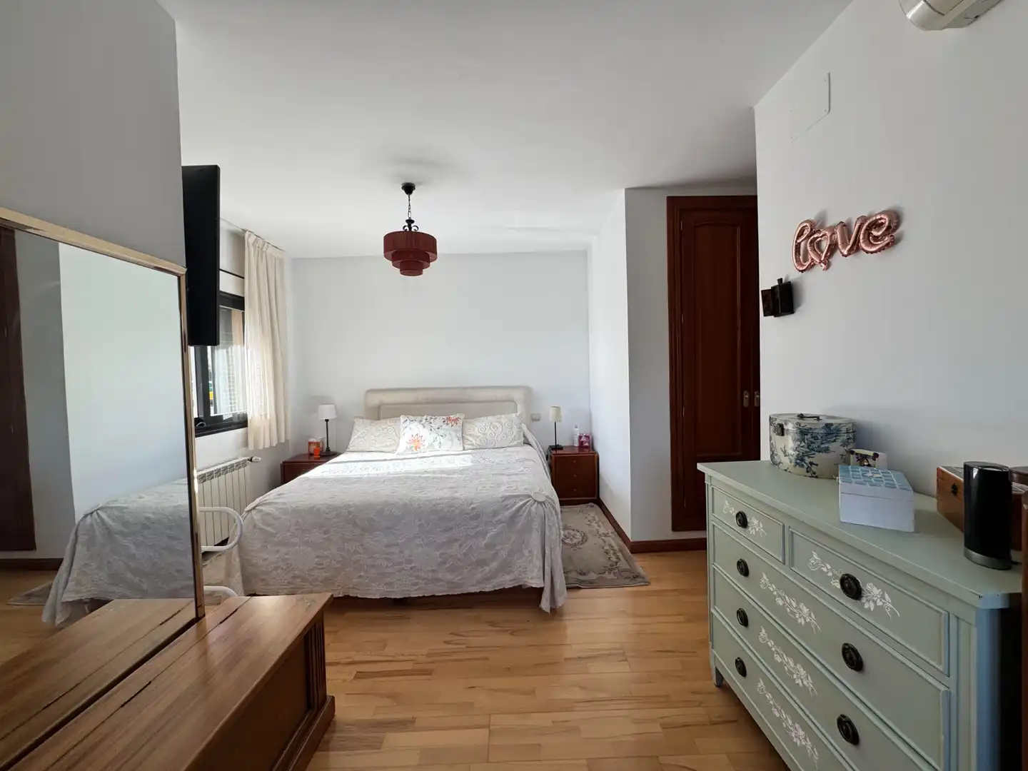 Bedroom of Houses for sale in El Escorial  with Air Conditioner, Heating and Private garden