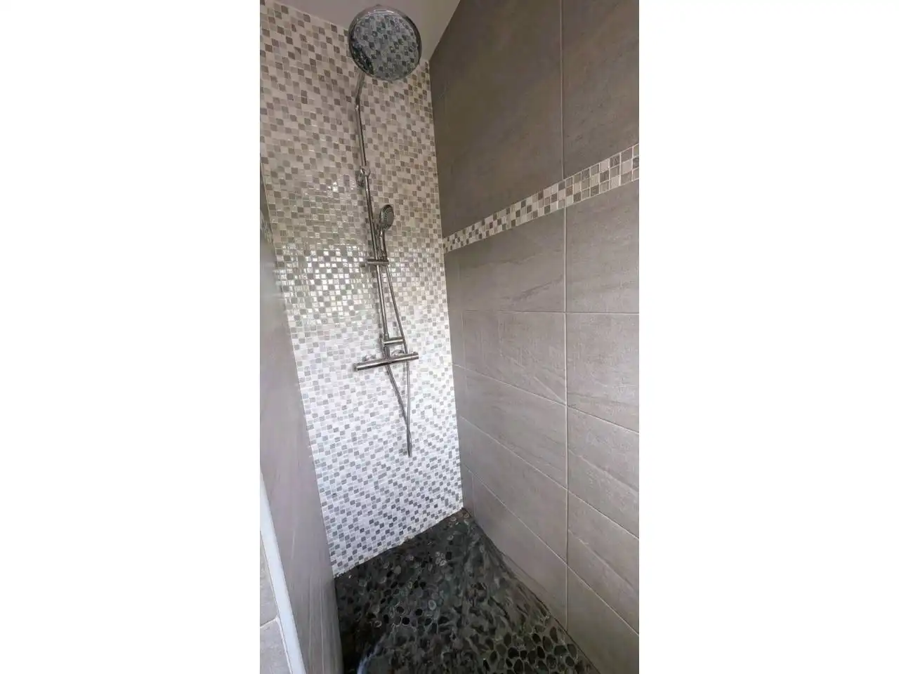 Bany de Casa o xalet en venda en Viladecavalls amb Aire condicionat, Calefacció i Jardí privat