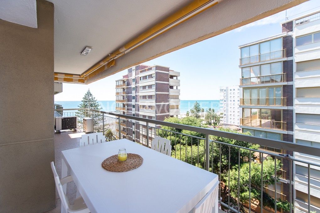 Dormitori de Apartament de lloguer en Benicasim / Benicàssim amb Aire condicionat, Calefacció i Terrassa