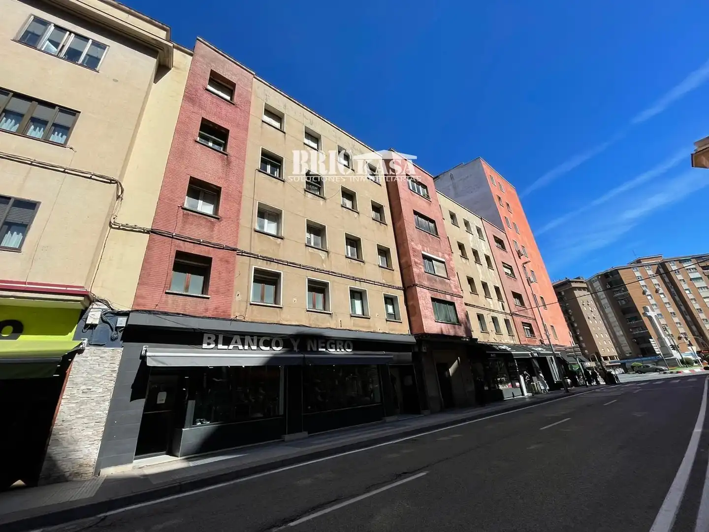 Exterior view of Buildings for sale in Cáceres