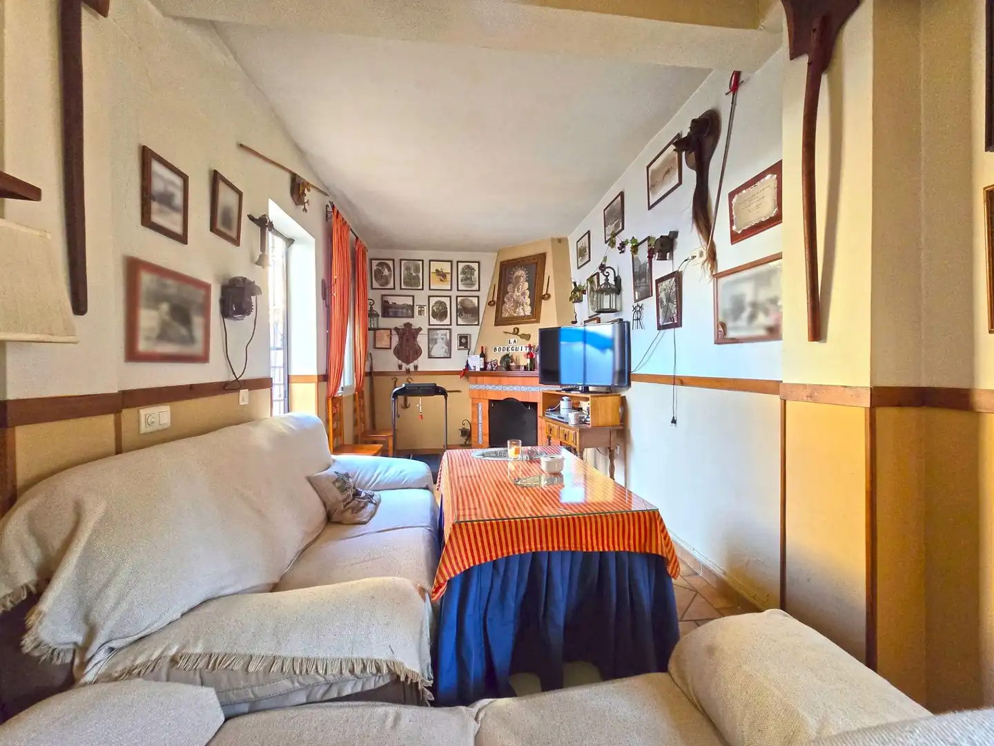 Sala d'estar de Casa adosada en venda en Espartinas