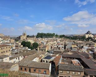 Vista exterior de Pis en venda en  Toledo Capital amb Aire condicionat, Calefacció i Traster