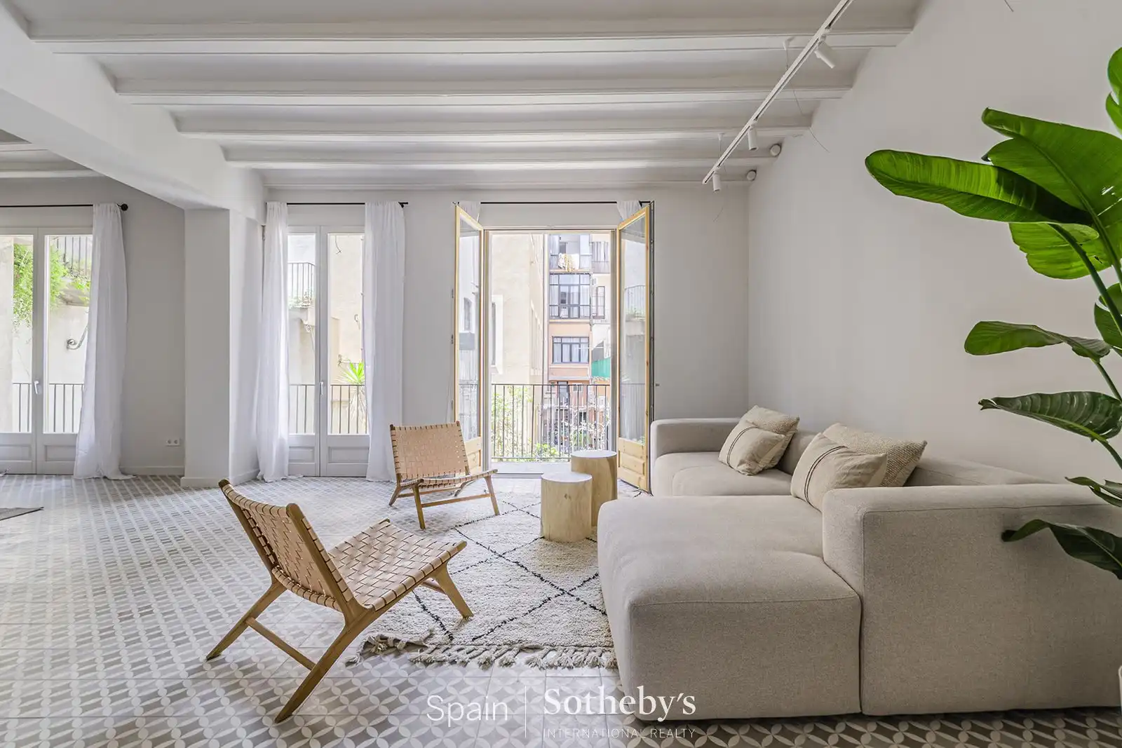 Sala d'estar de Apartament en venda en Barcelona amb Aire condicionat i Calefacció
