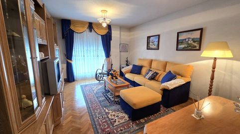 Foto 2 de Piso en venta en Reyes, Parla